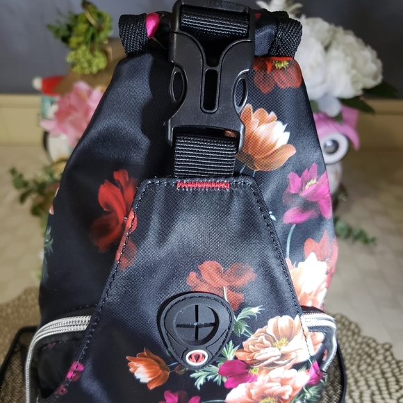 Mosiso Backpack Crossbody Shoulder Bag Flower Pattern - Picture 5 of 5